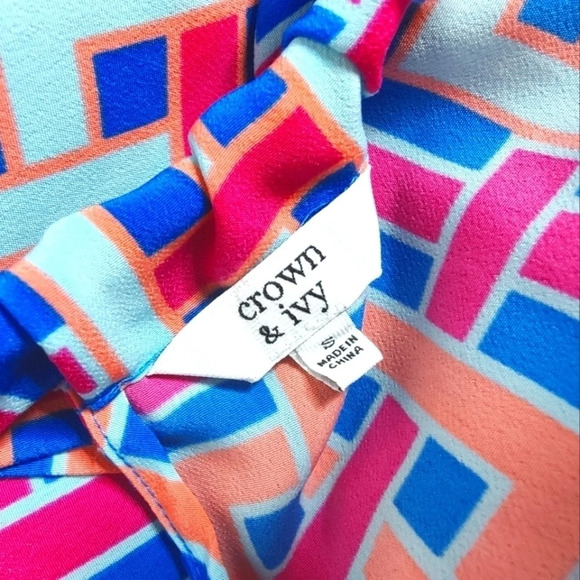 CROWN and Ivy Coverup❤️ - Picture 10 of 12